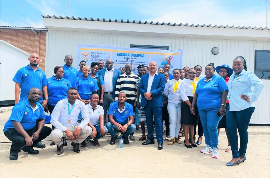 Mayor motivates TVET learners before exams