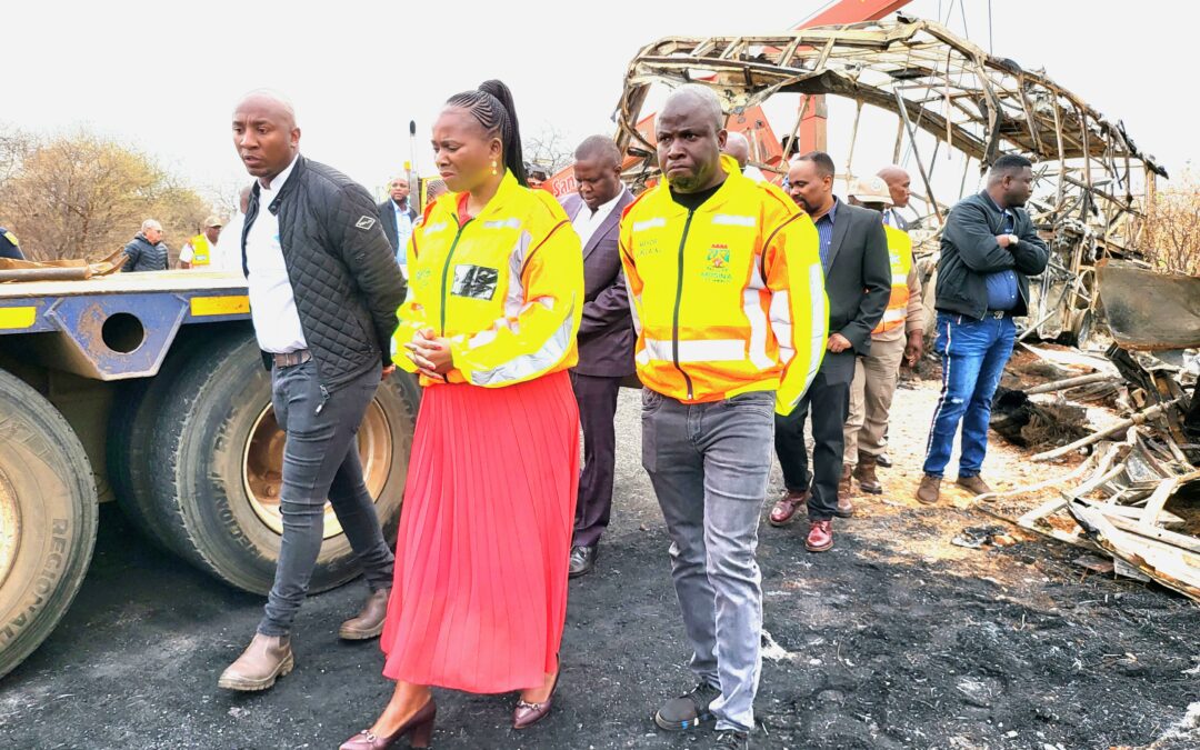 MEC and Mayor visit crash scene